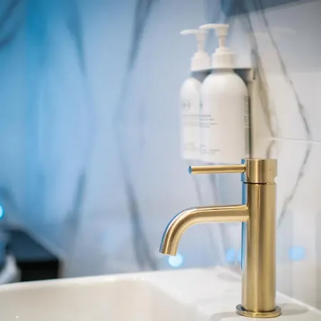 شقة Brand New Location Hot Tub *