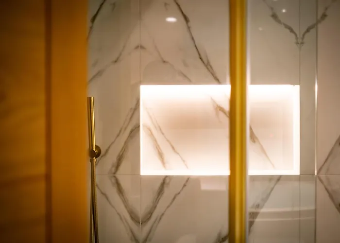 Brand New Location Hot Tub 鲍内斯温德米尔